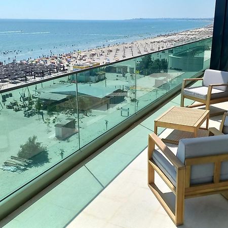 Luxury Promenada Apartment - Frontal Beachfront Mamaia Nord Năvodari Exteriör bild